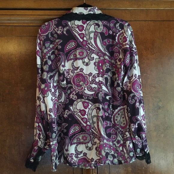 Busy Being Fabulous Silk Blouse - Picture 4 of 5